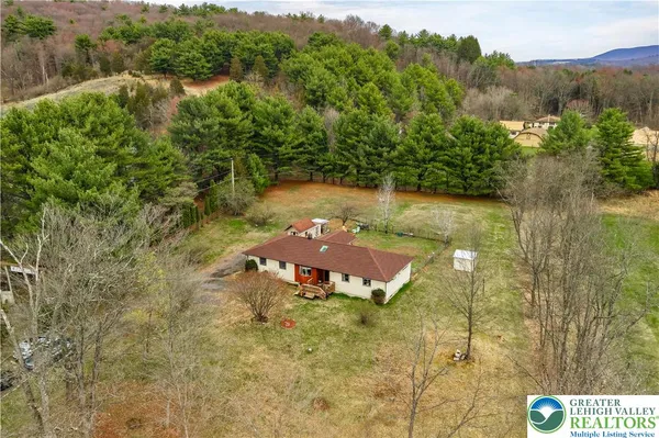 $284,000 | 3134 Ross Road, Saylorsburg, PA 18353