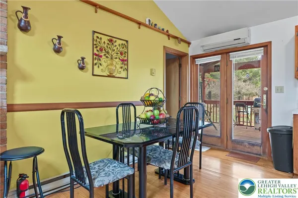 $284,000 | 3134 Ross Road, Saylorsburg, PA 18353