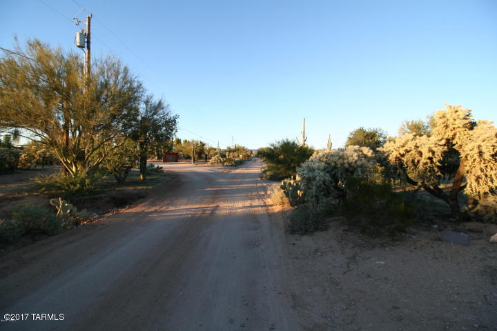 4950 West Oasis Road Tucson, AZ 85742 - Photo 2 of 9 Gallery Image 2