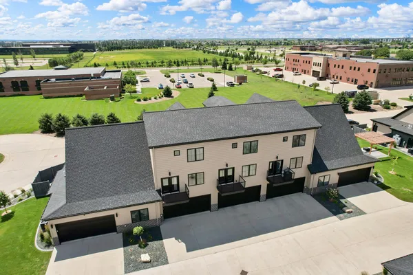 $318,900 | 4120 Arthur Drive, Fargo, ND 58104