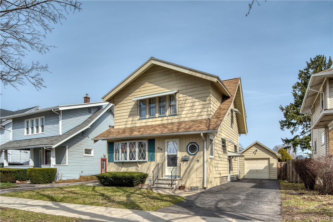 634 Ridgeway Avenue Rochester, NY 14615 - Photo 1 of 1 Welcome home to 634 Ridgeway Avenue!