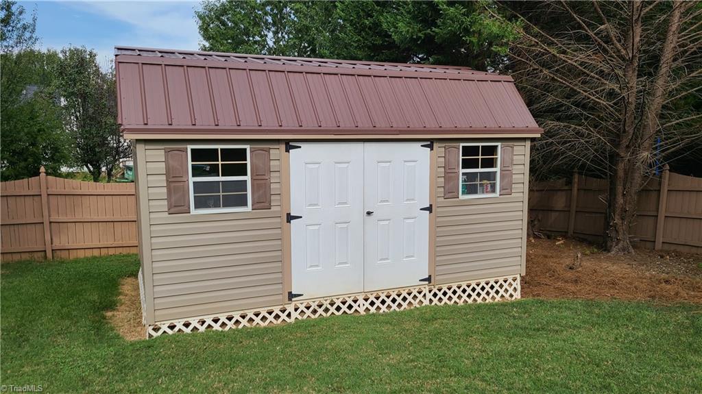 161 Helsabeck Road King, NC 27021 - Photo 12 of 47 Gallery Image 12