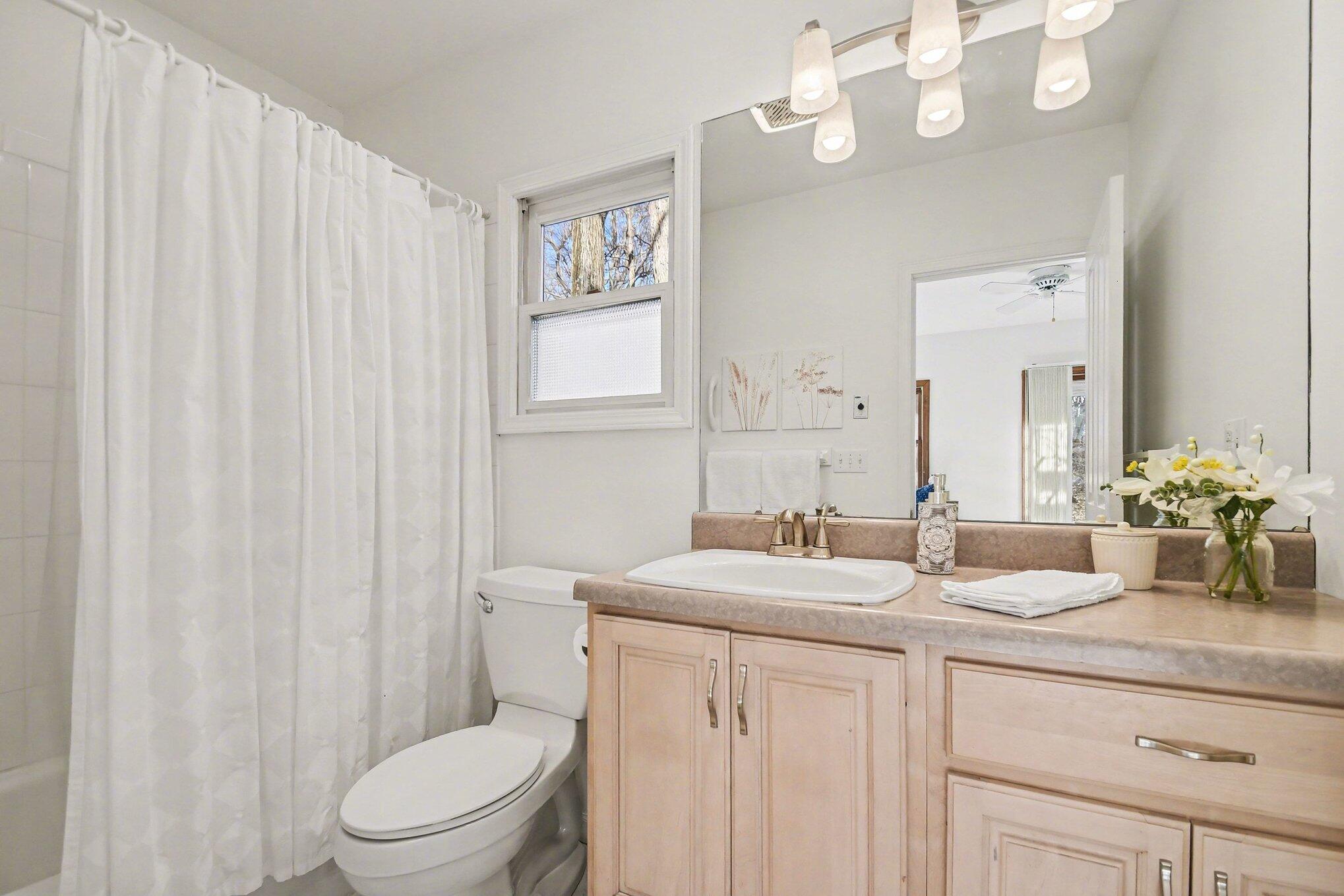 6629 West East Road Three Oaks, MI 49128 - Photo 12 of 44 012_file_8160