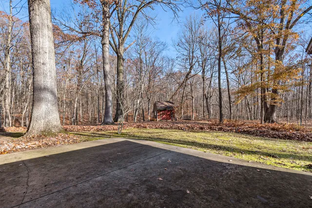 $650,000 | 6629 West East Road, Three Oaks, MI 49128