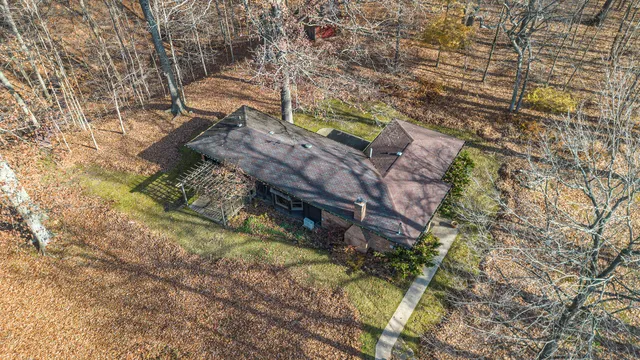 $650,000 | 6629 West East Road, Three Oaks, MI 49128