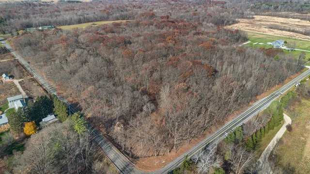 $650,000 | 6629 West East Road, Three Oaks, MI 49128