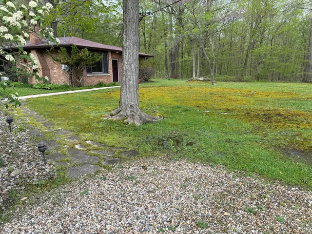 $650,000 | 6629 West East Road, Three Oaks, MI 49128