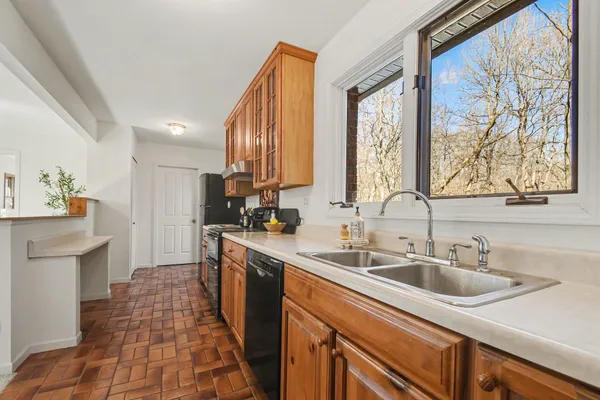 $599,900 | 6629 West East Road, Three Oaks, MI 49128