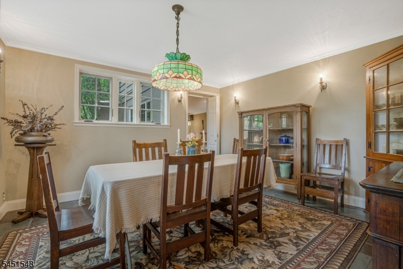 173 Hillcrest Road Watchung, NJ 07069 - Photo 6 of 39 Gallery Image 6