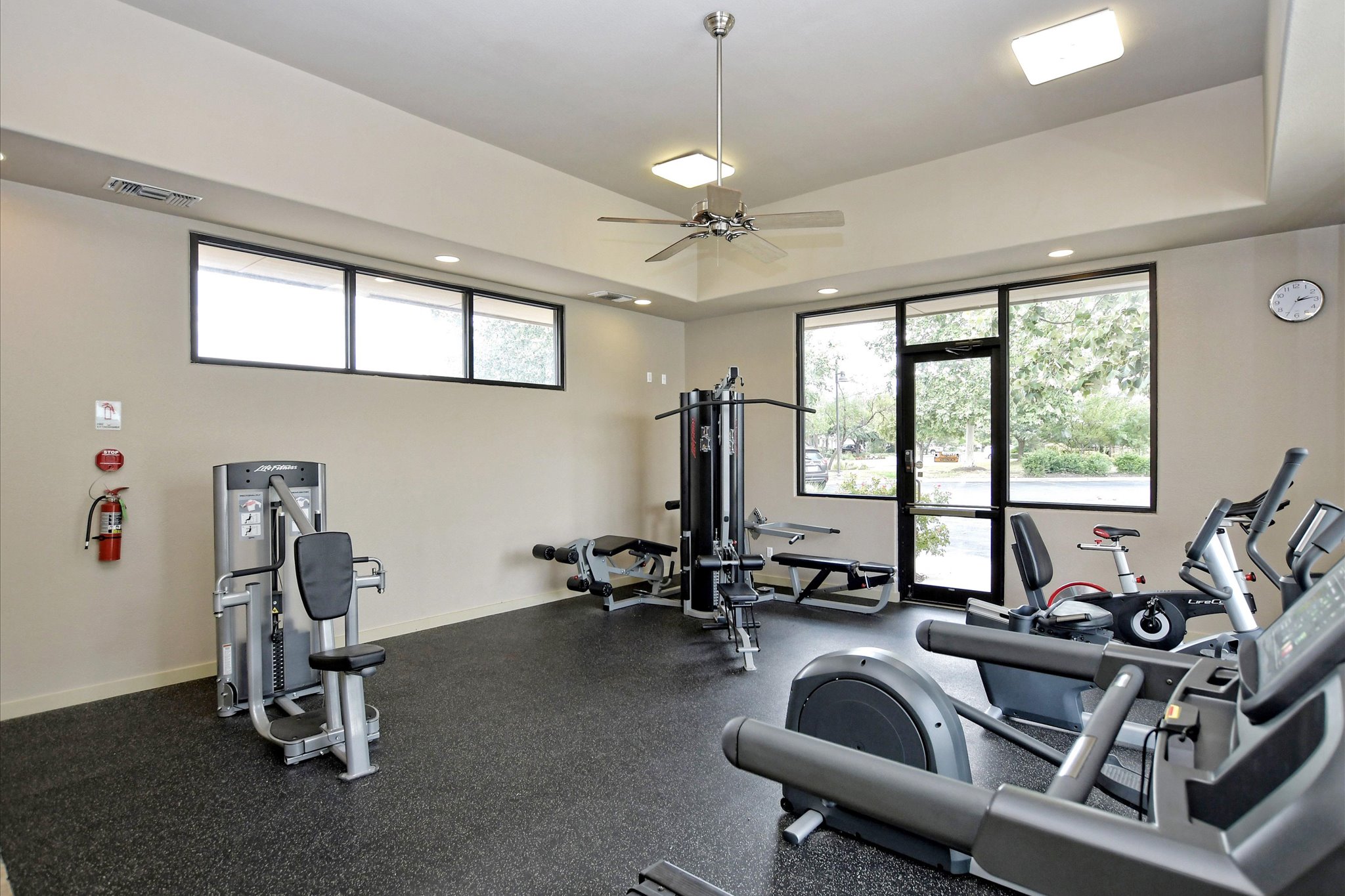 2864 Hearthsong Loop Round Rock, TX 78665 - Photo 22 of 29 Exercise room featuring a ceiling fan and recessed lighting