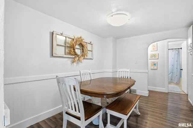 $270,000 | 9520 115th Street, Blue Grass, IA 52726