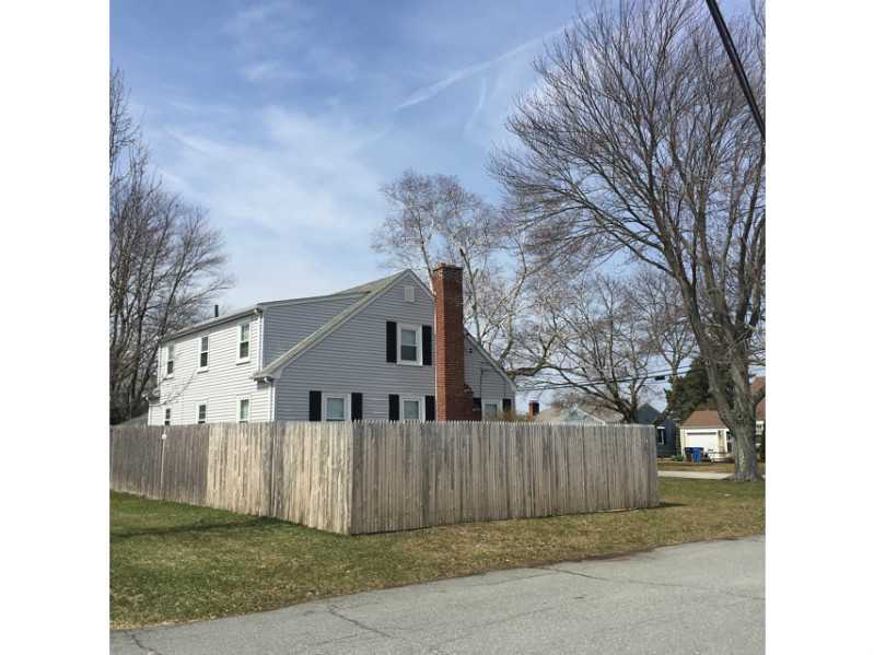 71 Belmont Road Cranston, RI 02910 - Photo 19 of 19 Exterior Front.