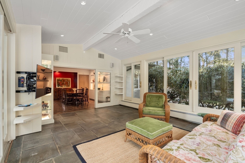 474 Salisbury Street Worcester, MA 01609 - Photo 14 of 40 a living room with furniture and a large window