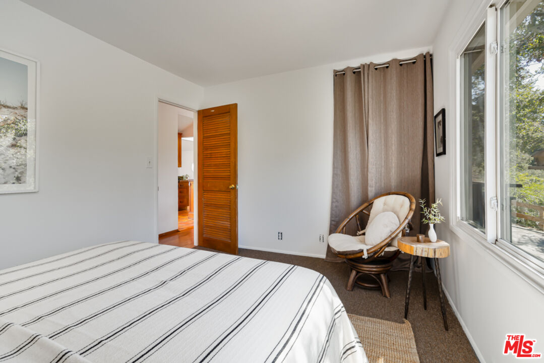 21531 Encina Road Topanga, CA 90290 - Photo 14 of 34 Gallery Image 14