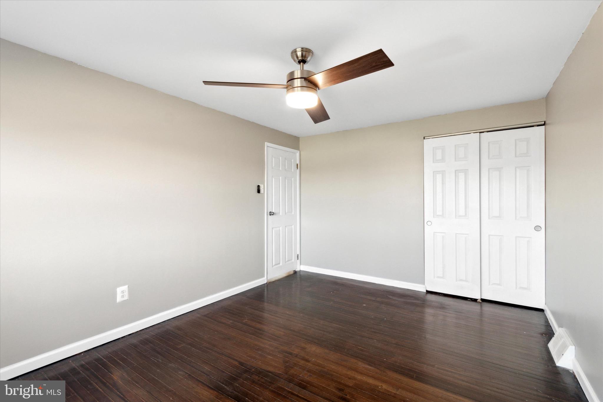 12541 Chilton Road Philadelphia, PA 19154 - Photo 16 of 29