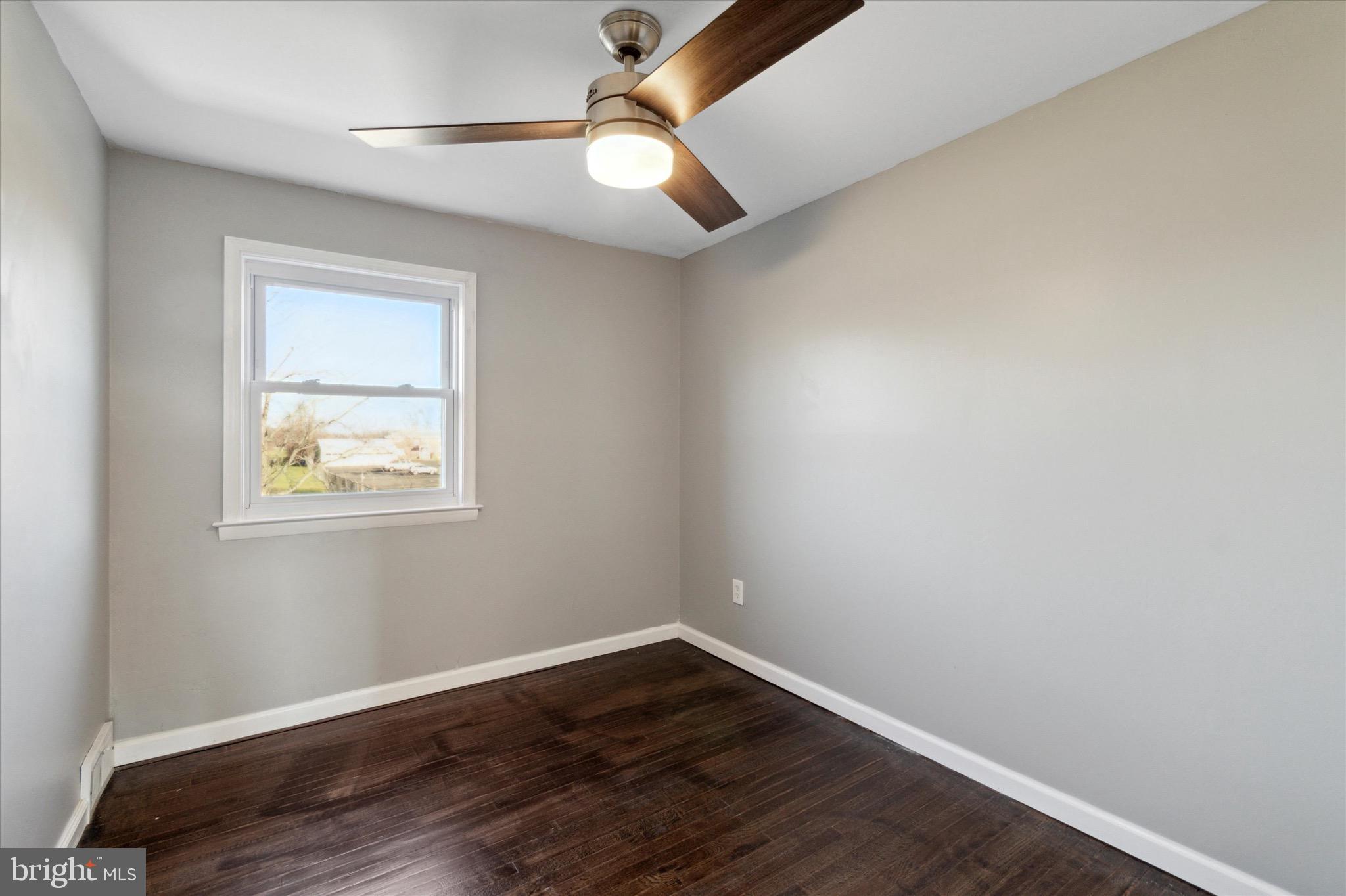 12541 Chilton Road Philadelphia, PA 19154 - Photo 19 of 29