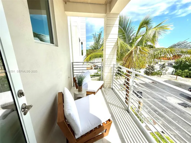 a view of a walk in closet