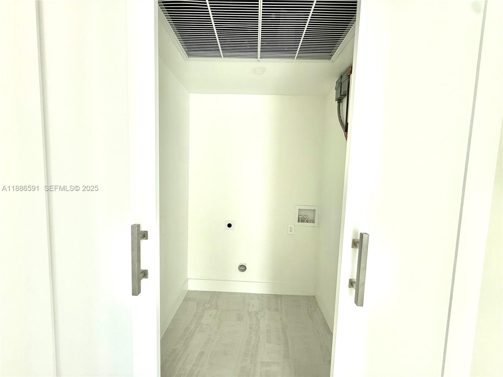 990 41st Gulf Street Marathon, FL 33050 - Photo 29 of 51 a view of utility room