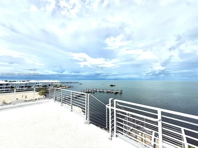 a view of livingroom