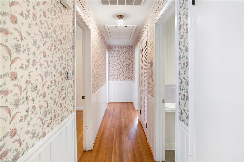 310 Doub Road Lewisville, NC 27023 - Photo 21 of 31 Hallway