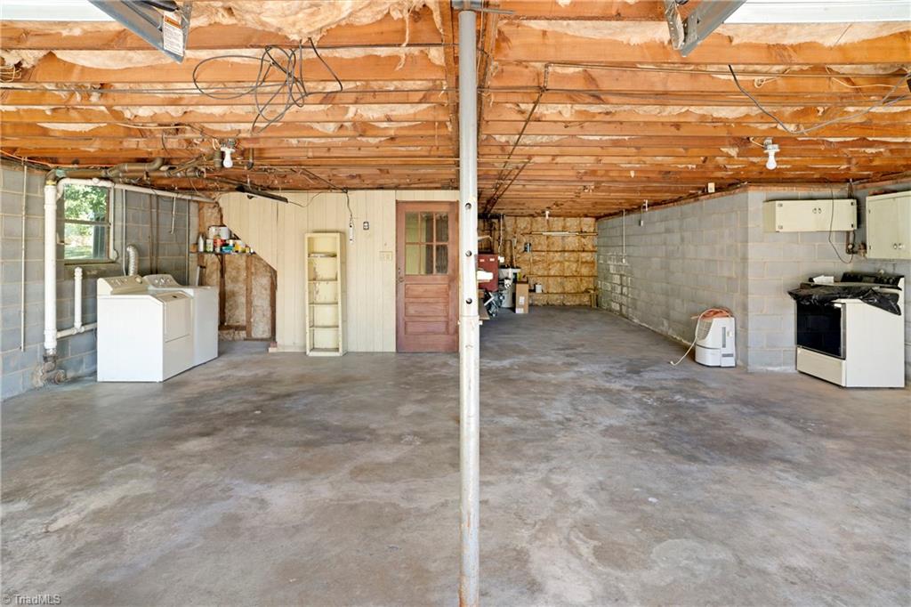 310 Doub Road Lewisville, NC 27023 - Photo 30 of 31 extra large garage