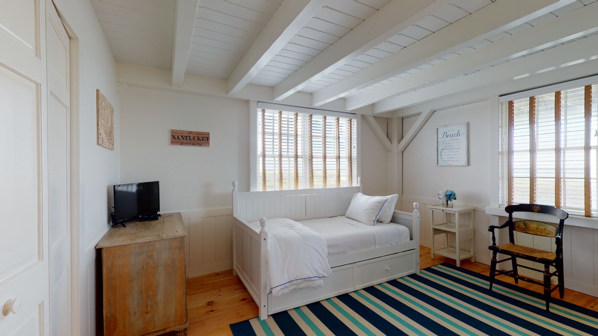 16 Sheep Pond Road Nantucket, MA 02554 - Photo 14 of 59