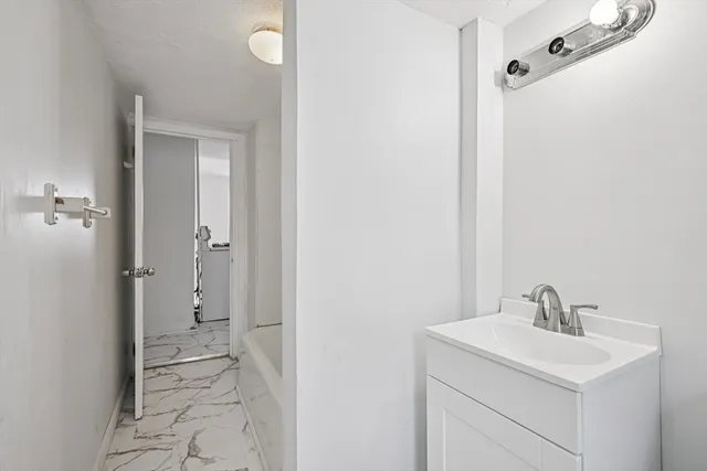 $1,799 | 43 Pleasant Street, Unit 2, Fitchburg, MA 01420