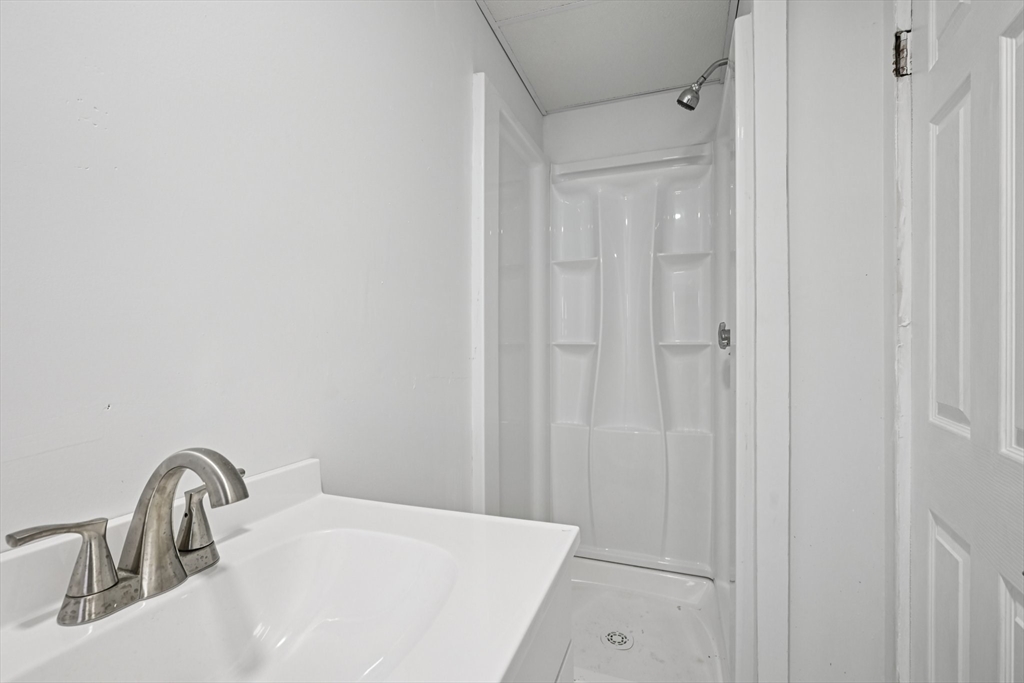 43 Pleasant Street, Unit 2 Fitchburg, MA 01420 - Photo 13 of 14