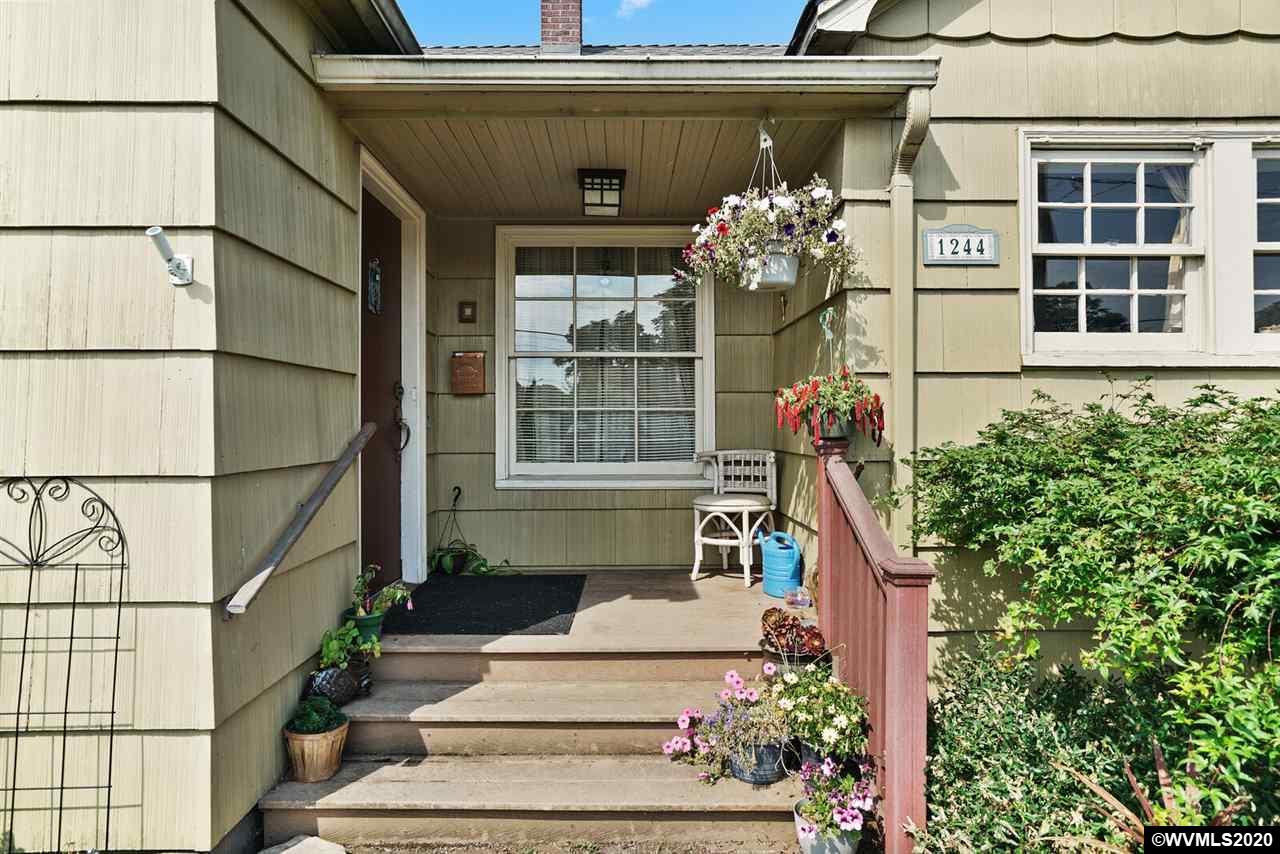 1244 Southwest Washington Street Albany, OR 97321 - Photo 3 of 28 Gallery Image 3