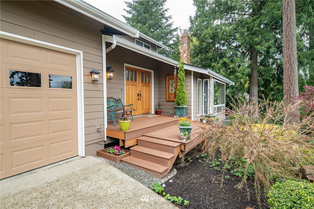 321 221st Street Southeast Bothell, WA 98021 - Photo 3 of 25