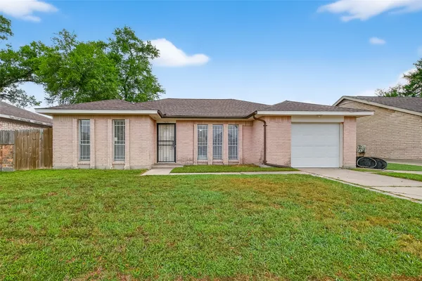$1,900 | 15022 Chipman Ln., Houston, TX 77060