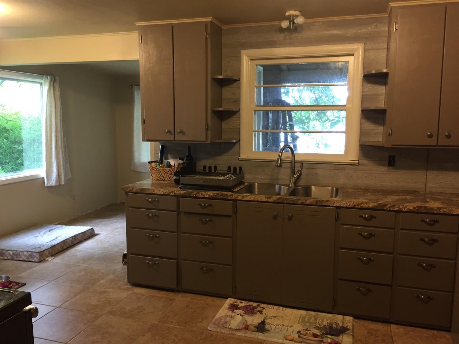 598 Barton Road Eagle Point, OR 97524 - Photo 12 of 14 Additional Photo