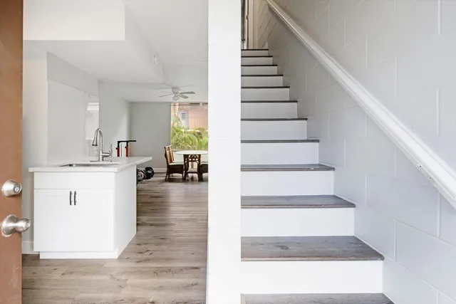 a view of entryway and hall