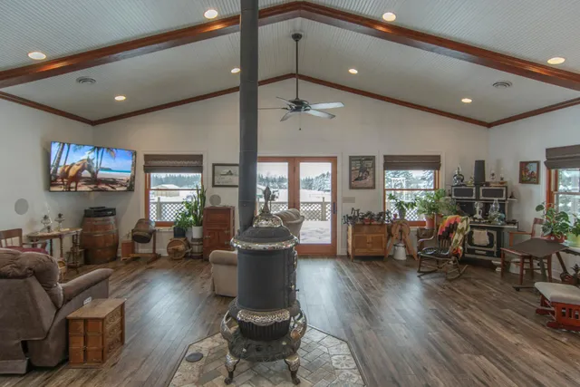 $749,900 | 33896 County 21, Browerville, MN 56438