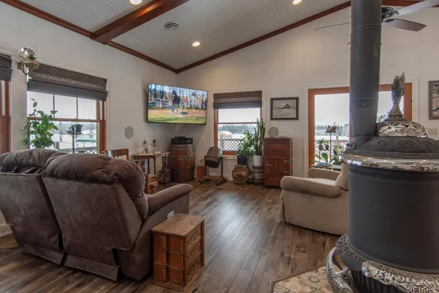 $749,900 | 33896 County 21, Browerville, MN 56438