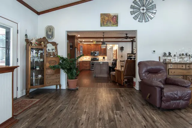 $749,900 | 33896 County 21, Browerville, MN 56438