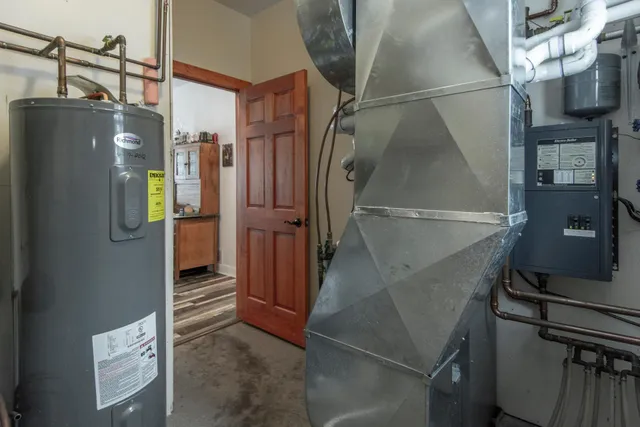 $749,900 | 33896 County 21, Browerville, MN 56438