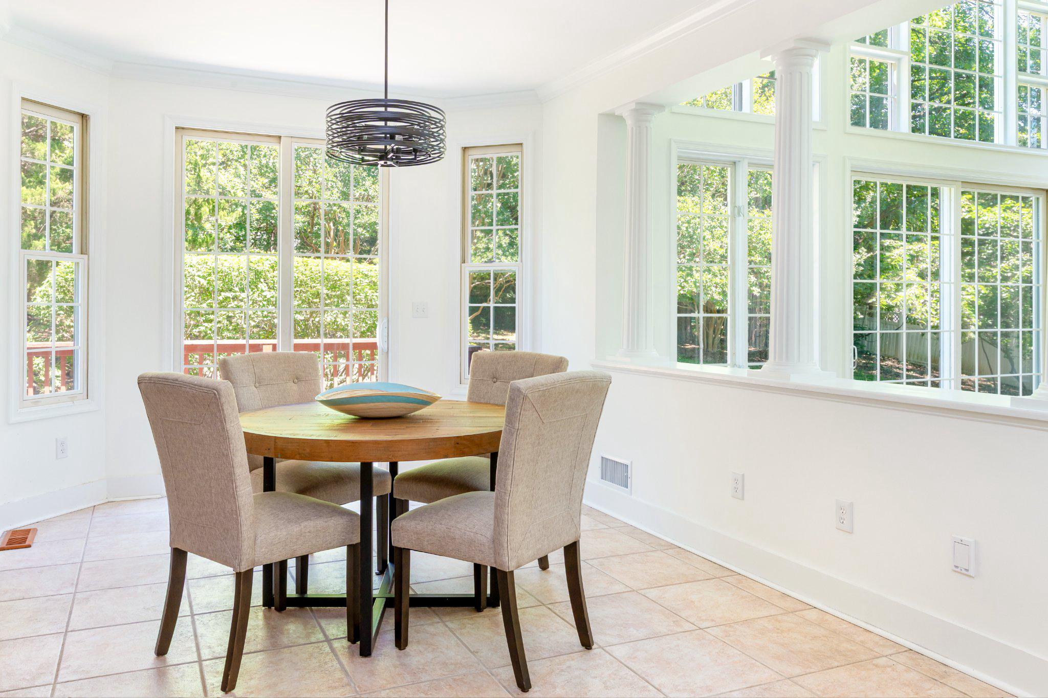 7009 Persimmon Tree Road Bethesda, MD 20817 - Photo 11 of 63 Kitchen - Breakfast With a View