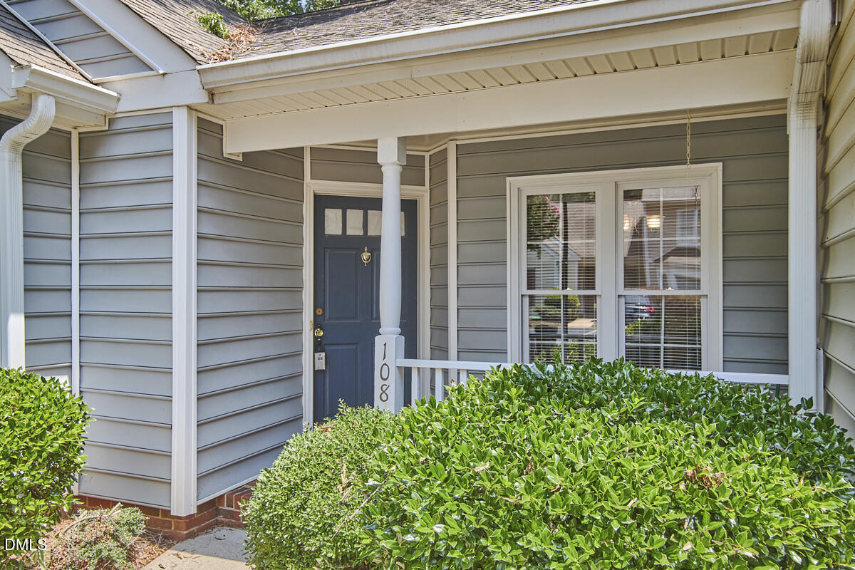 108 Linville River Road Cary, NC 27511 - Photo 13 of 14 004