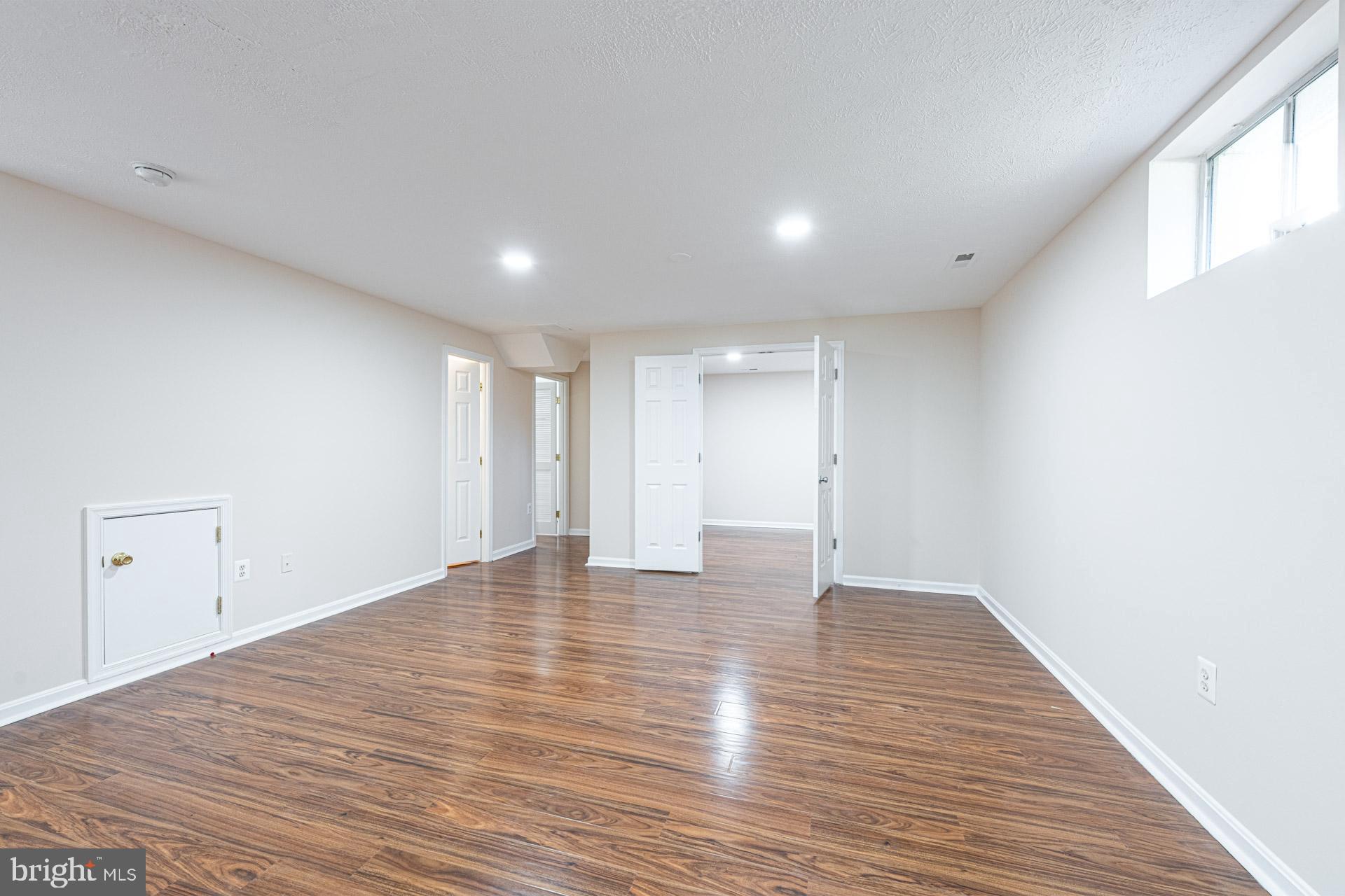 22376 Maison Carree Square Ashburn, VA 20148 - Photo 25 of 35