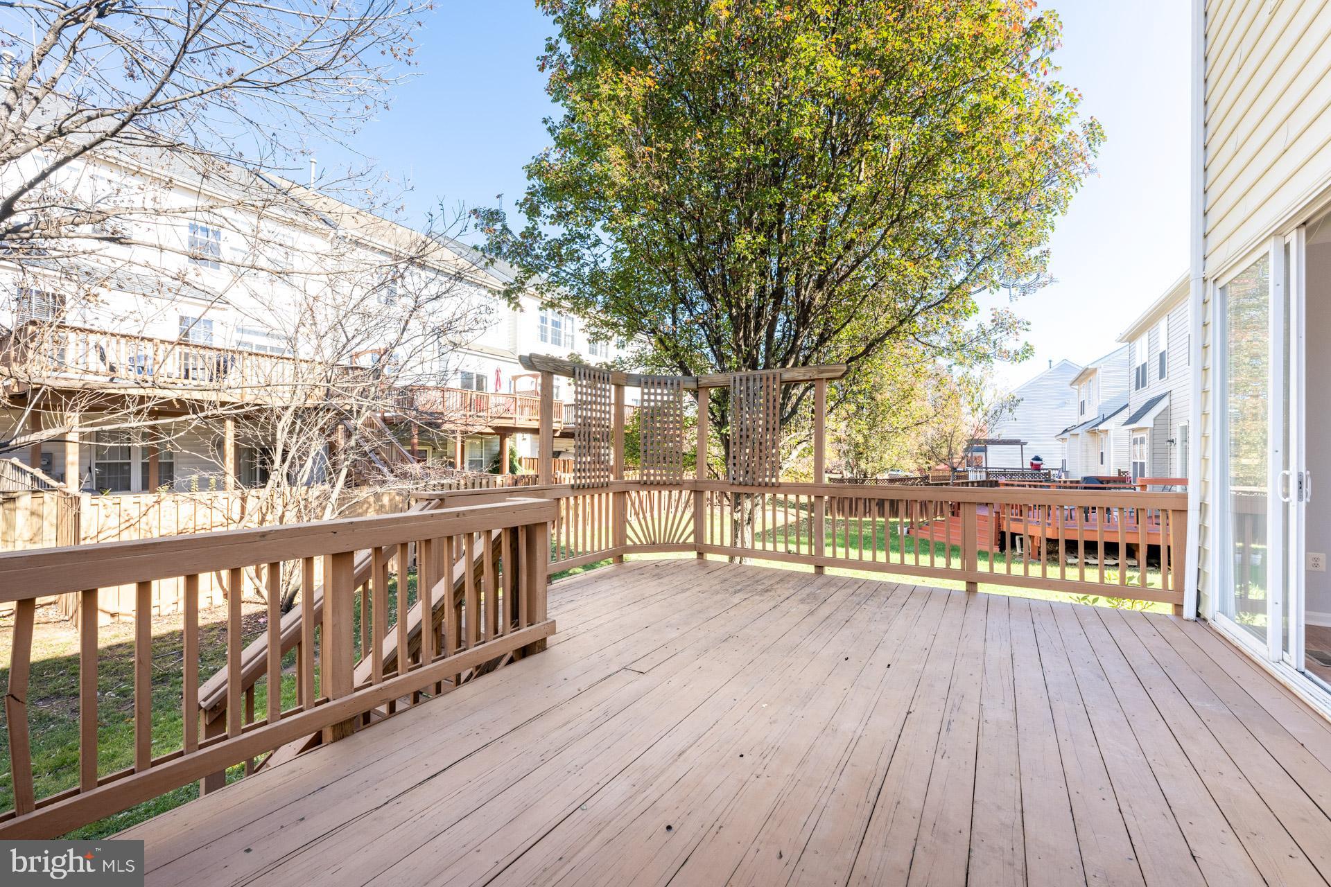 22376 Maison Carree Square Ashburn, VA 20148 - Photo 32 of 35