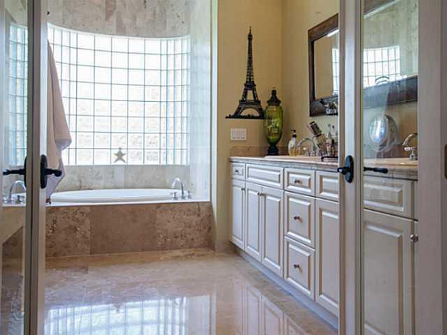 4563 Southwest Rivers End Way Palm City, FL 34990 - Photo 6 of 20 Rivers end M Bath