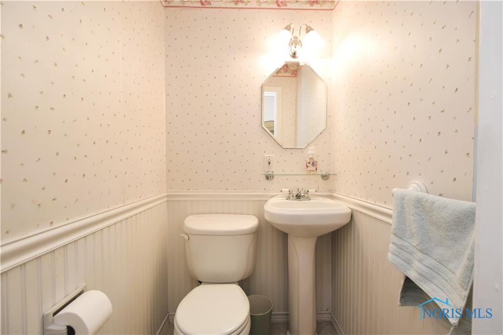818 Eton Road Toledo, OH 43615 - Photo 15 of 34 Gallery Image 15