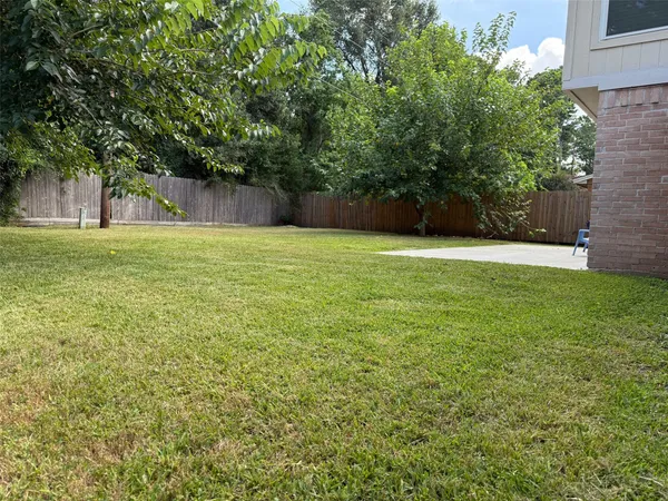 $2,700 | 9626 Magnolia Ridge Drive, Houston, TX 77070