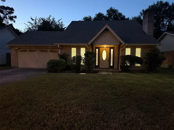 $2,700 | 9626 Magnolia Ridge Drive, Houston, TX 77070