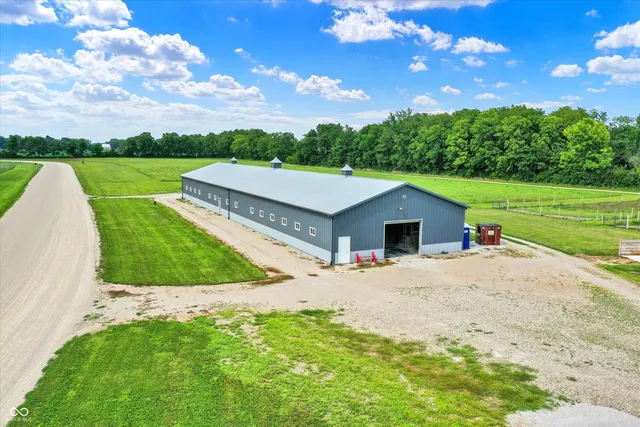 $1,850,000 | 432 500 North, Anderson, IN 46012