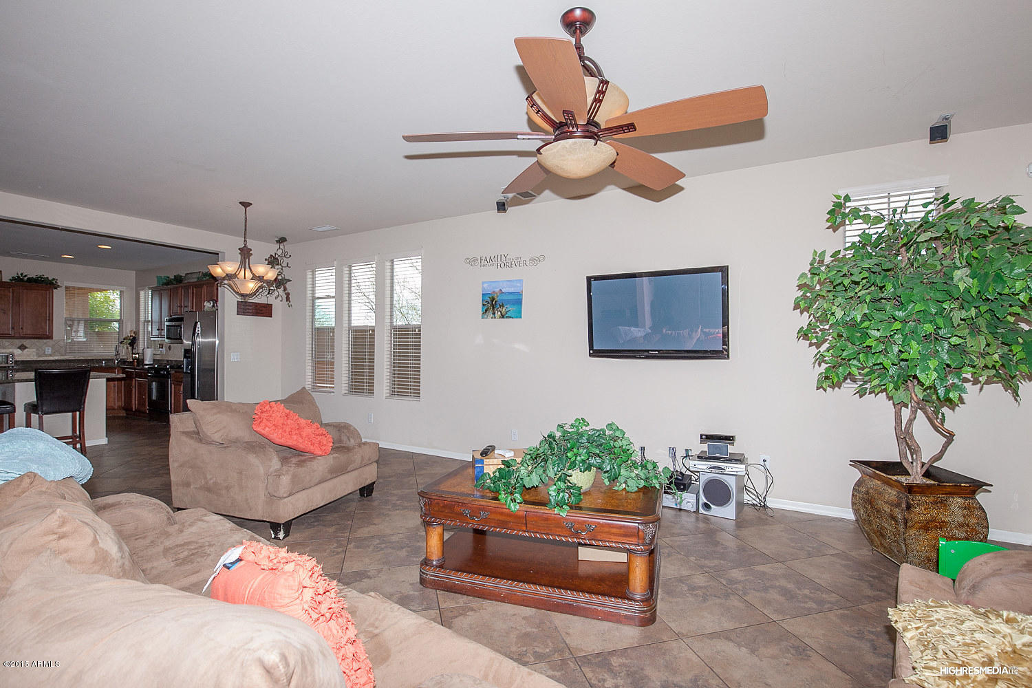 3327 West Florimond Road Phoenix, AZ 85086 - Photo 12 of 25 HRMX0683web