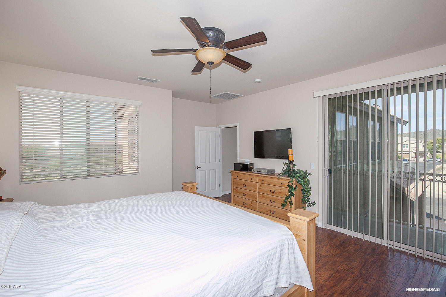 3327 West Florimond Road Phoenix, AZ 85086 - Photo 22 of 25 HRMX0669web