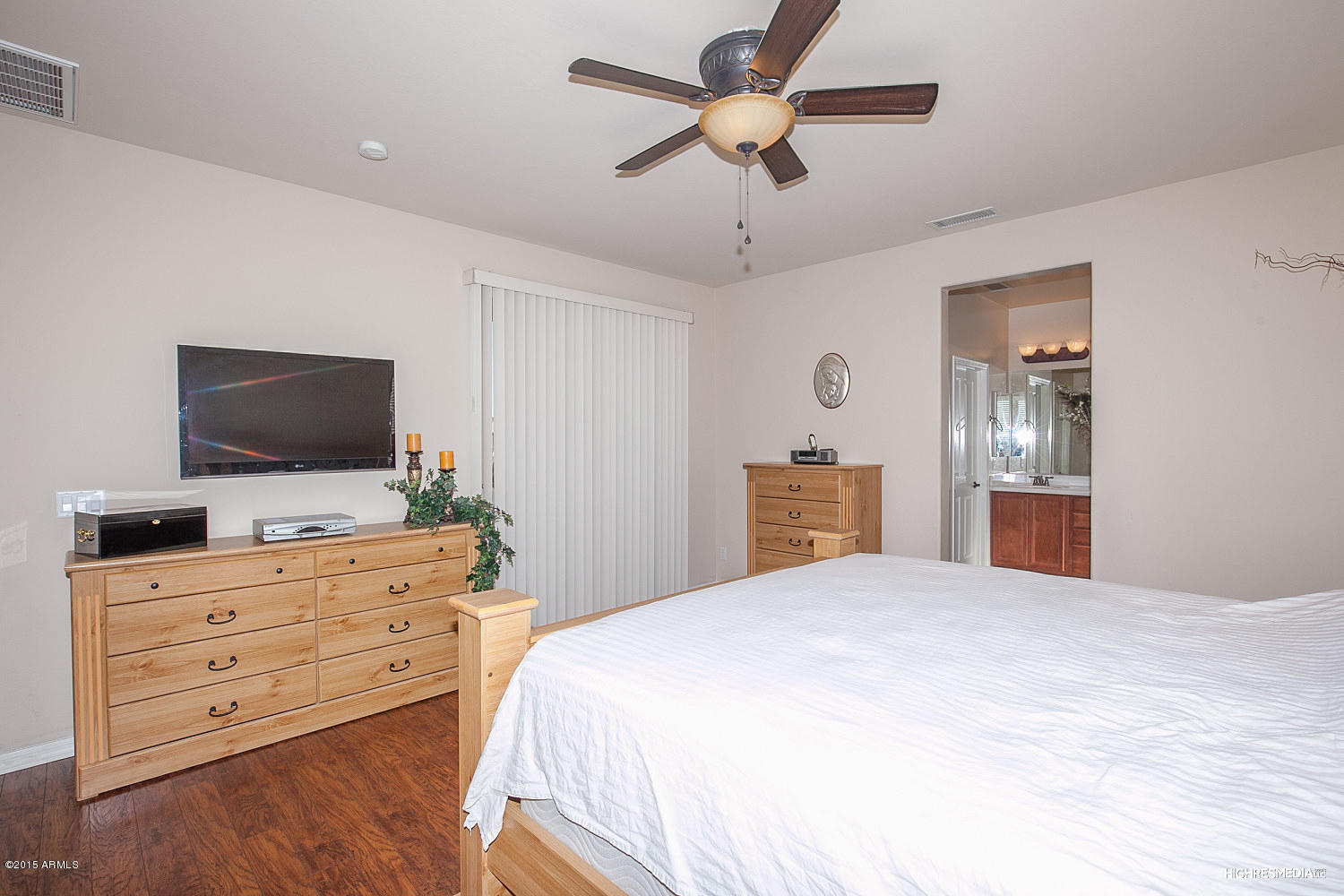 3327 West Florimond Road Phoenix, AZ 85086 - Photo 23 of 25 HRMX0670web