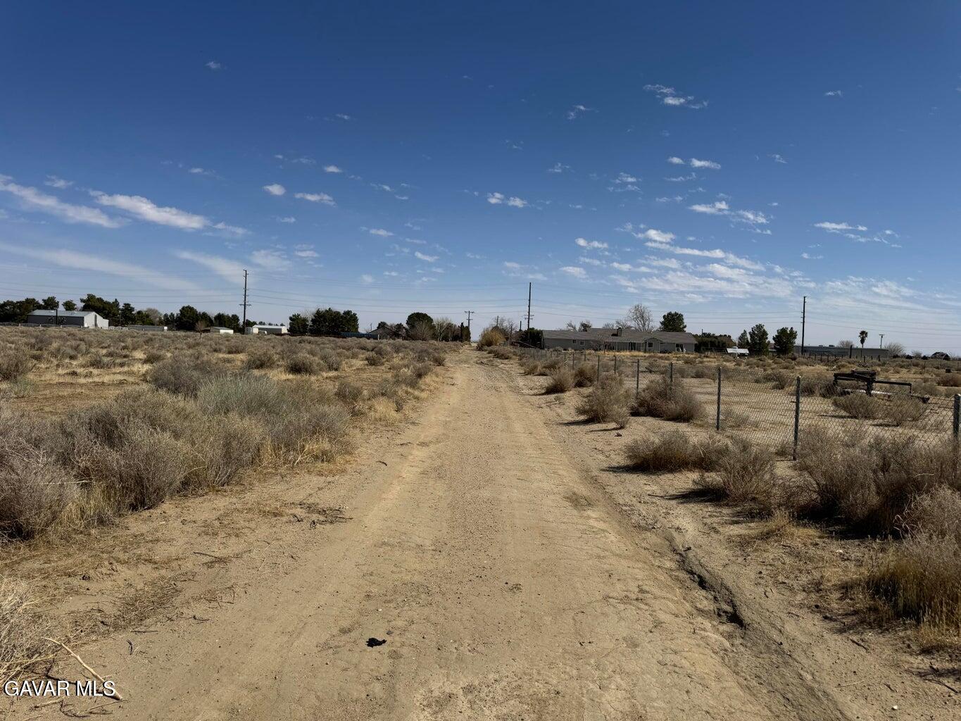 Charan Rd Road Rosamond, CA 93560 - Photo 2 of 5 a view of a row yard